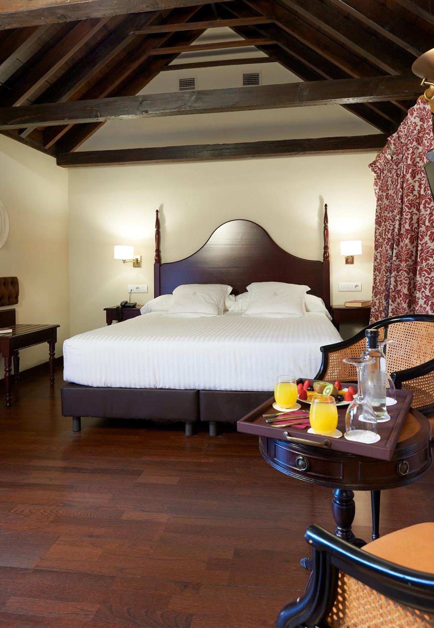 Superior Queen Room