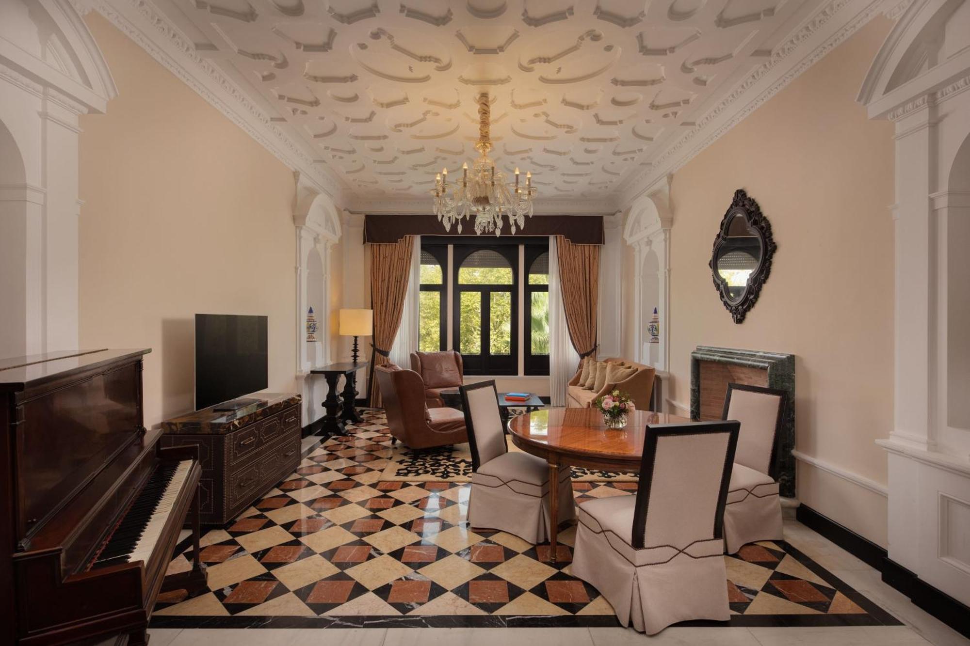 Executive King Suite,1613659870:JPEG