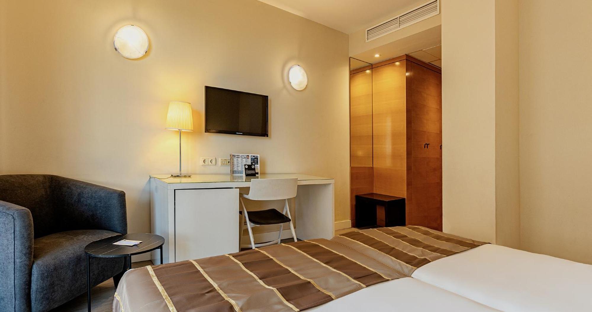Standard Twin Room,1772881791:JPEG