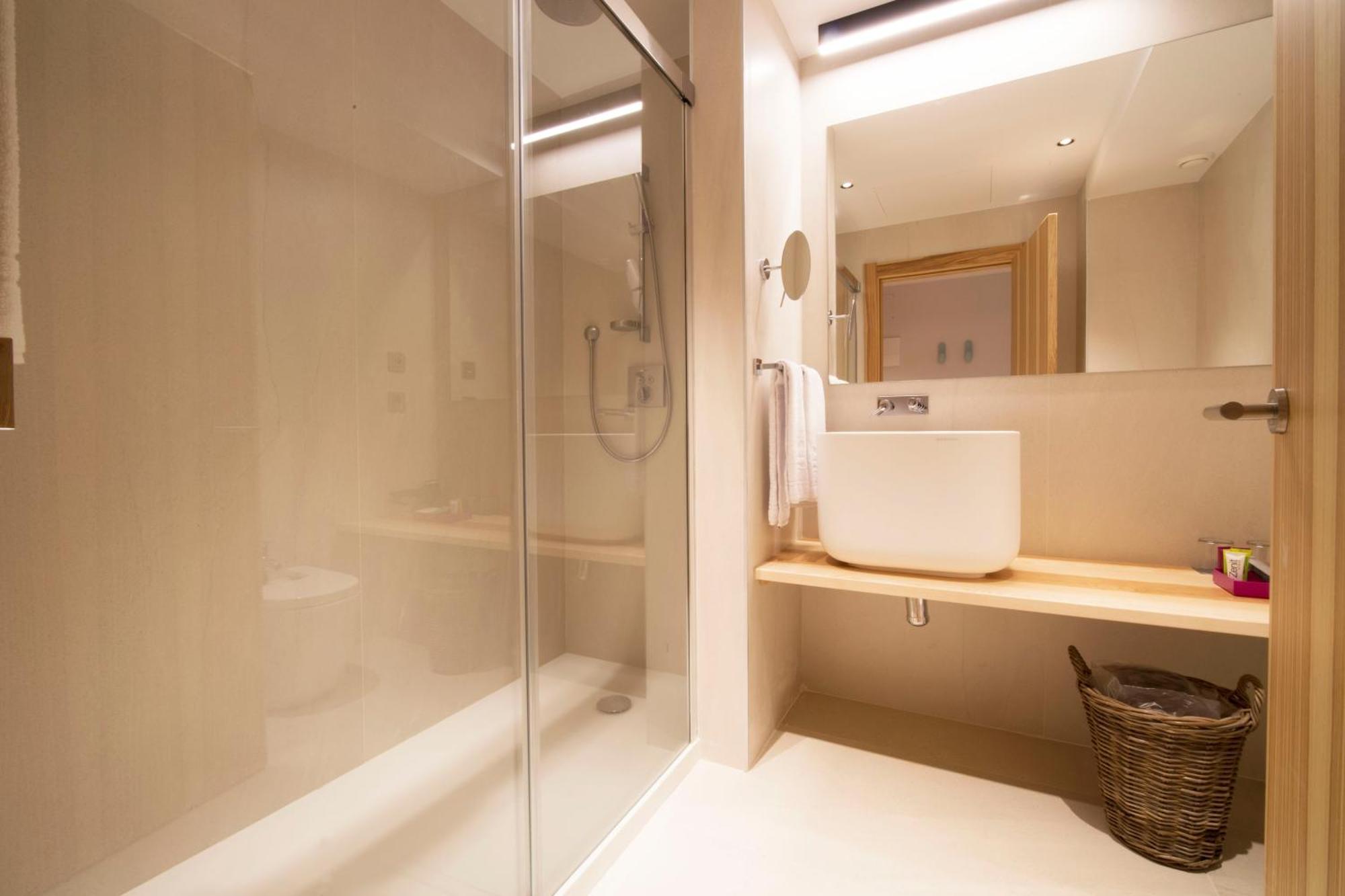 Chambre Double pour 1 Adulte